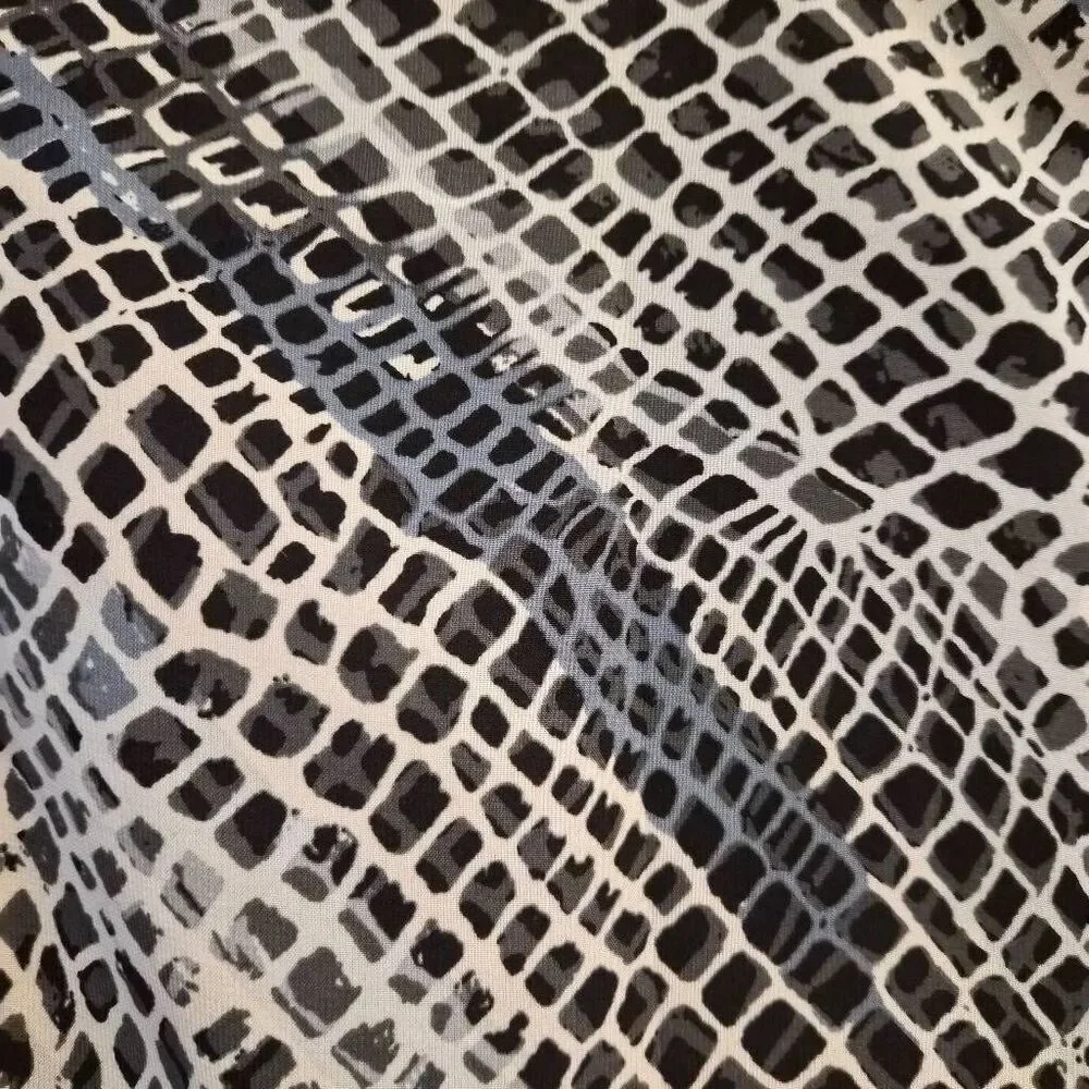 Banana Republic Snakeskin Tank Top: Flowy Effortless Summer Essential Chic Sexy